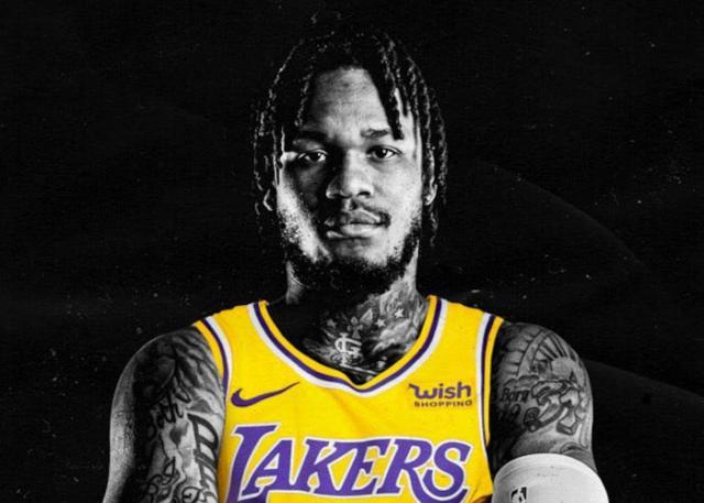 1618130506752092214.jpg EyqUsmwUUAUQuzx.jpg